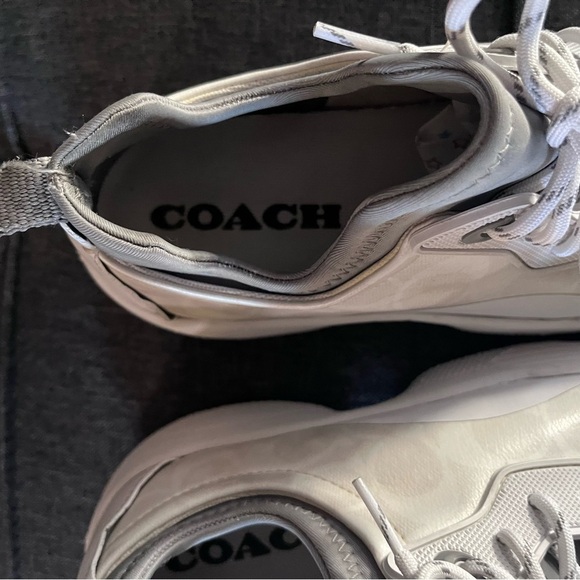 Coach C270 Signature Tech Runner – Waterproof & Stylish! (Size 10) - Picture 9 of 12